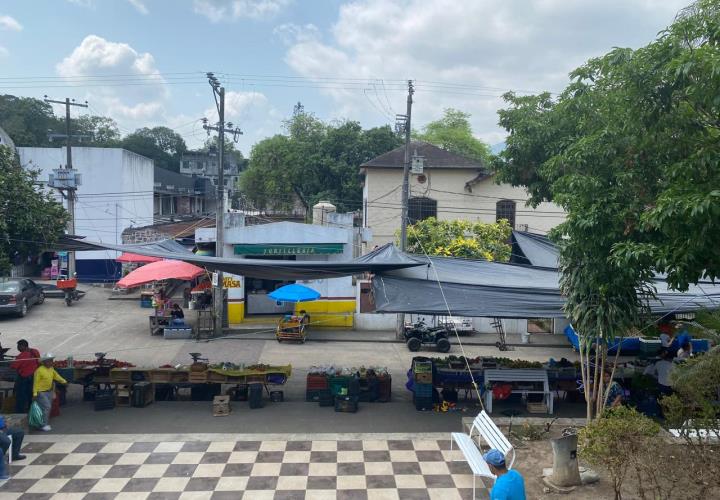 Comerciantes reportan bajas ventas tras fin de vacaciones de Semana Santa