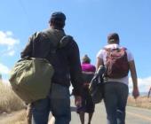 Deportados y sin dinero