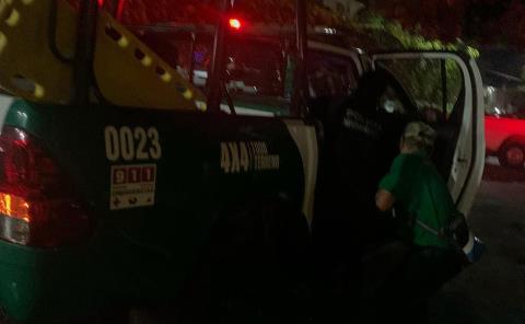 Hombre resulta con lesión en la cabeza tras caída