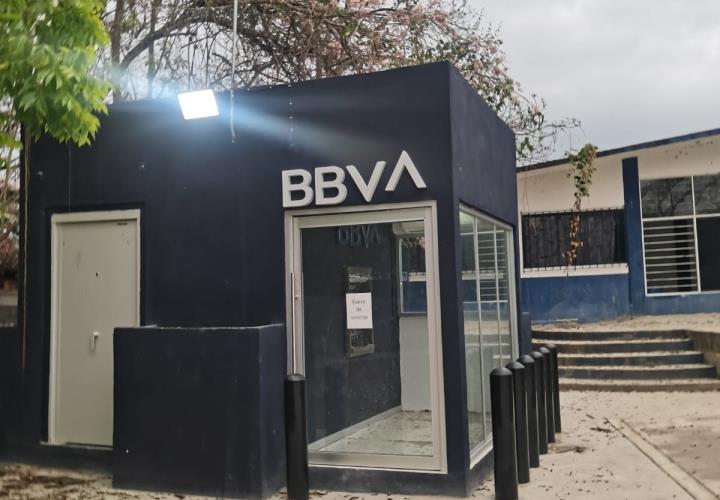 Sin efectivo y averiados los cajeros en el municipio