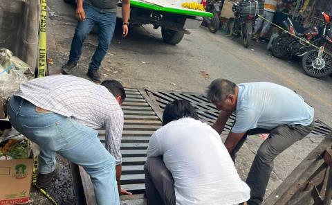 Alcantarilla averiada de la calle Hidalgo fue sustituida