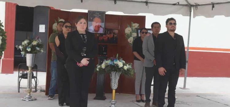 Dieron homenaje a Saul Baldazo T. Dieron homenaje a Saul Baldazo T.