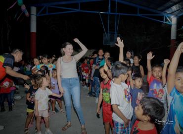 Inició alcaldesa festejos del Día del Niño y Día de las Madres