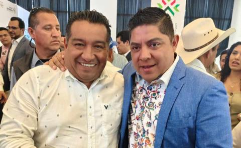 Asistió alcalde en encuentro 