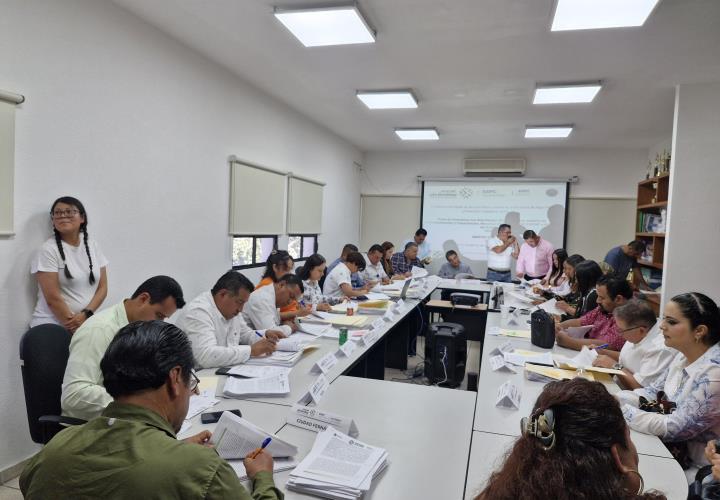 Firmó Adelaido Cabañas convenio con SPE por la seguridad de Tamazunchale