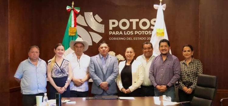 Apoyos del Estado para Coxcatlán Apoyos del Estado para Coxcatlán