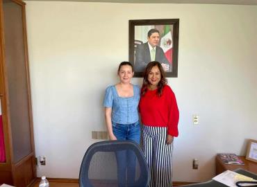 Presidenta municipal de Matlapa se reúne con SEGAM