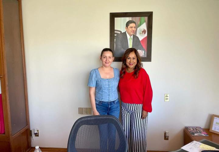 Presidenta municipal de Matlapa se reúne con SEGAM