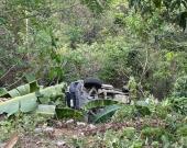 Aparatosa volcadura en Tixcuayuca deja solo daños materiales