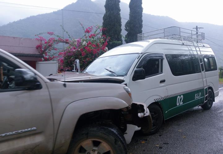 Fuerte accidente en la carretera México-Laredo