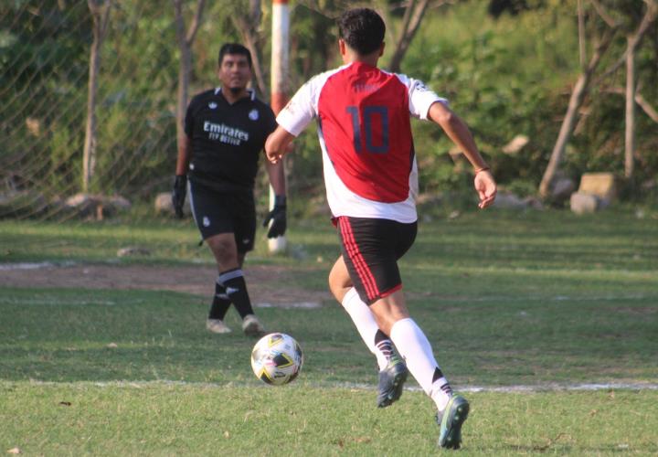 Plazoleta mantiene buen paso en fut de Temamatla