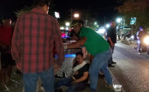 Motociclista chocó contra un vehículo        
