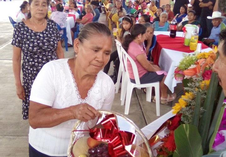 Pitagio celebró en grande a las madres