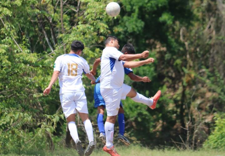 Panteras-Uniformes el 13 a la gran final del Amajac