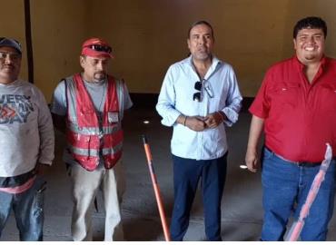 Alcalde entregó material para rehabilitar el museo