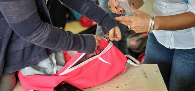 NARCOMENUDEO EN LAS ESCUELAS NARCOMENUDEO EN LAS ESCUELAS