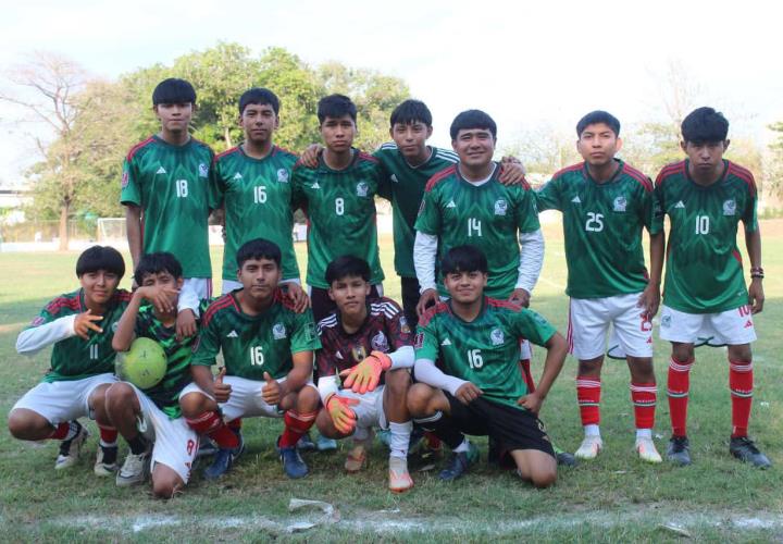 Phoenix campeón de 3ra. fuerza en fut municipal juvenil especial