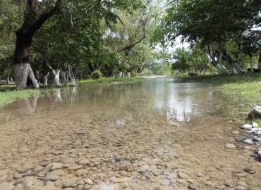 Agua del río provoca infecciones en la piel 