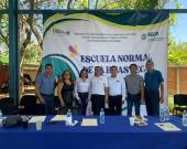 Presente Ayuntamiento en Concurso de Himno Nacional