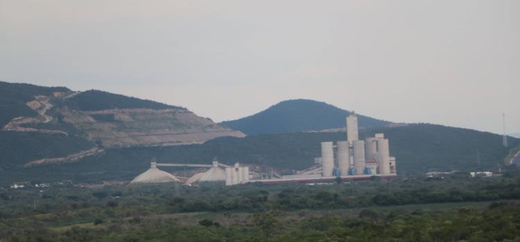 Grave daño ecológico causa la cementera 