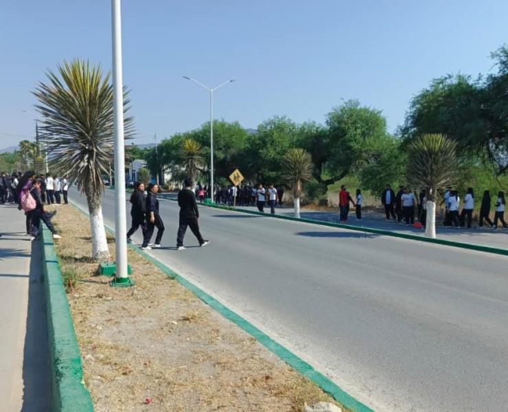 Alumnos participaron en jornada contra adiciones 
