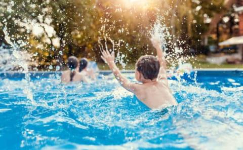 Riesgos en niños  por retos virales 
