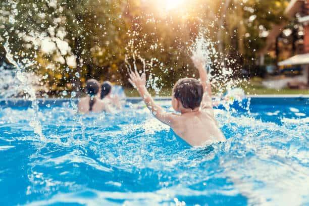 Riesgos en niños  por retos virales 