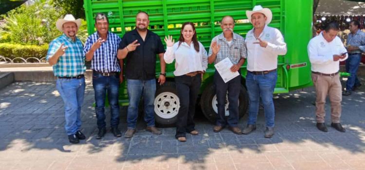 En Cerritos sí hay apoyos para agricultores y ganaderos En Cerritos sí hay apoyos para agricultores y ganaderos