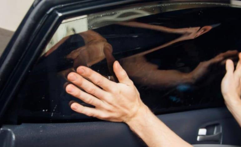 Prohibido taxis con vidrios polarizados 