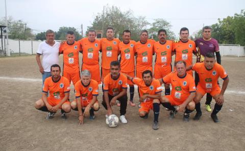 San Fernando bicampeón en fut Master-Plus de Tanquián

