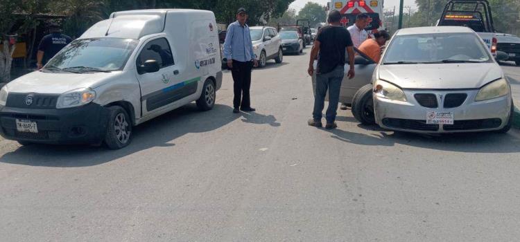 Dos lesionados en fuerte choque Dos lesionados en fuerte choque