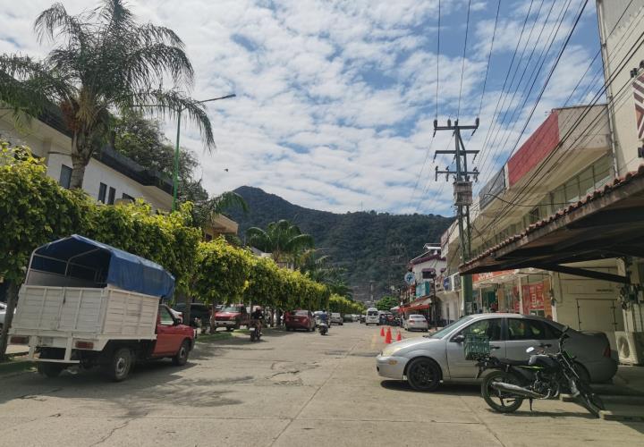 Fallas en servicios afectan a comercios