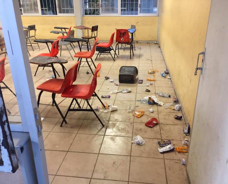 Escuelas se quedan  sin estudiantes

