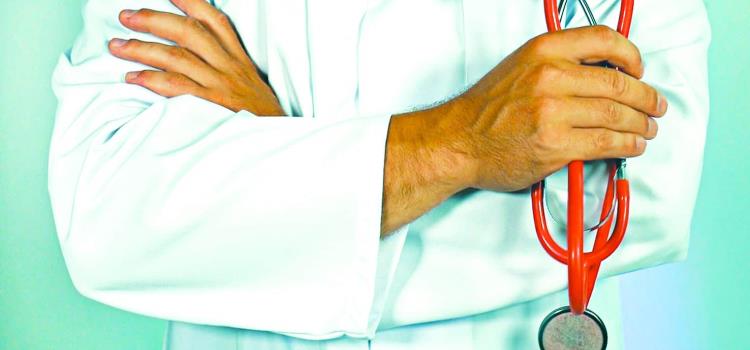 Explotan a los médicos Explotan a los médicos