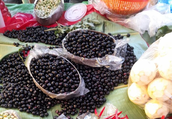 Temporada de capulín es aprovechada por comerciantes