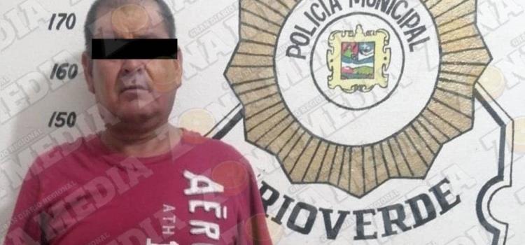 Agredió a su familia y acabó en prisión