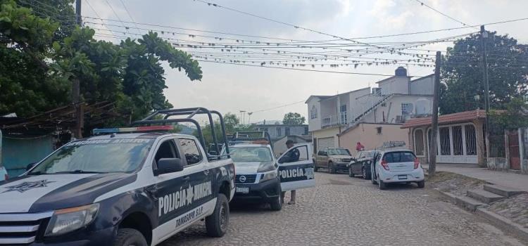 LEVANTARON A TRES FAMILIARES LEVANTARON A TRES FAMILIARES