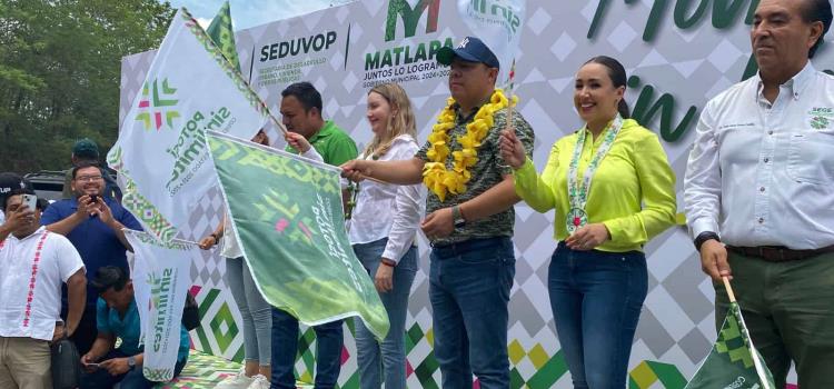 Inicia Gobernador obras en Tlaxco Inicia Gobernador obras en Tlaxco