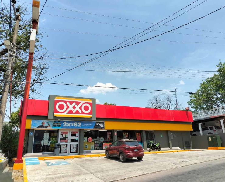 ASALTÓ UN OXXO
