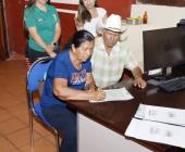 Abuelitos contrajeron  matrimonio por el civil