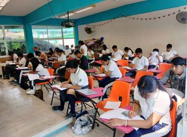 Estudiantes del Cobach 21 presentan examen DOMINA-BACH