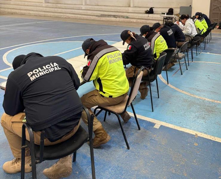 EVALUARON A  LOS POLICÍAS

