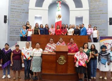 Promueve Estado liderazgo de mujeres indígenas