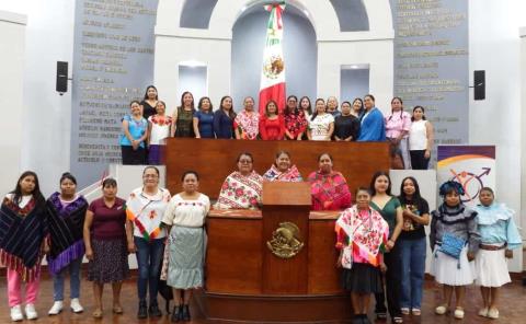 Promueve Estado liderazgo de mujeres indígenas