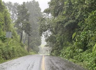 Riesgo de deslaves en rúas de la zona