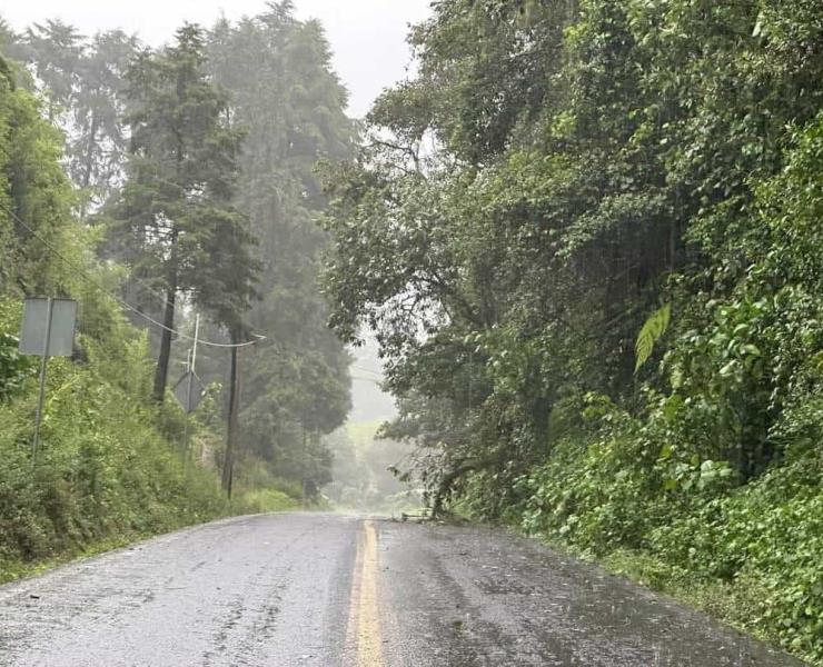 Riesgo de deslaves en rúas de la zona
