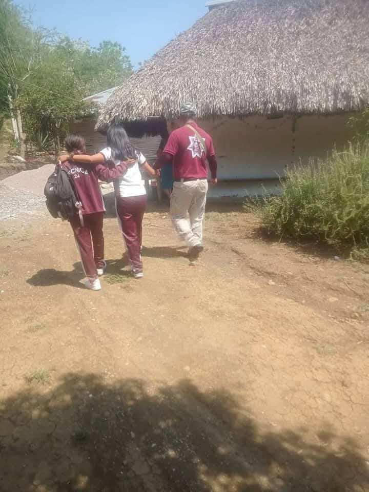 Menor es auxiliada por golpe de calor en Tampacán