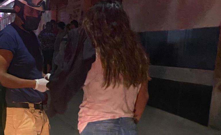 MUJER HERIDA DURANTE RIÑA