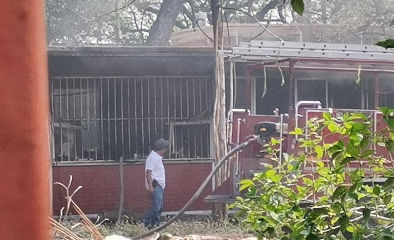 INCENDIO EN LA SECUNDARIA PAS