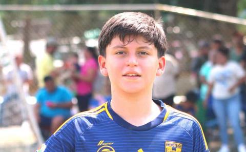 Practiquen algún deporte, es muy sano: Santiago Jair Acuña
